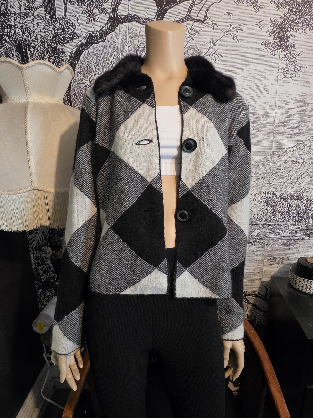 NWT Cynthia Rowley Black & White Argyle Plaid Cardigan Sweater Faux Fur Collar